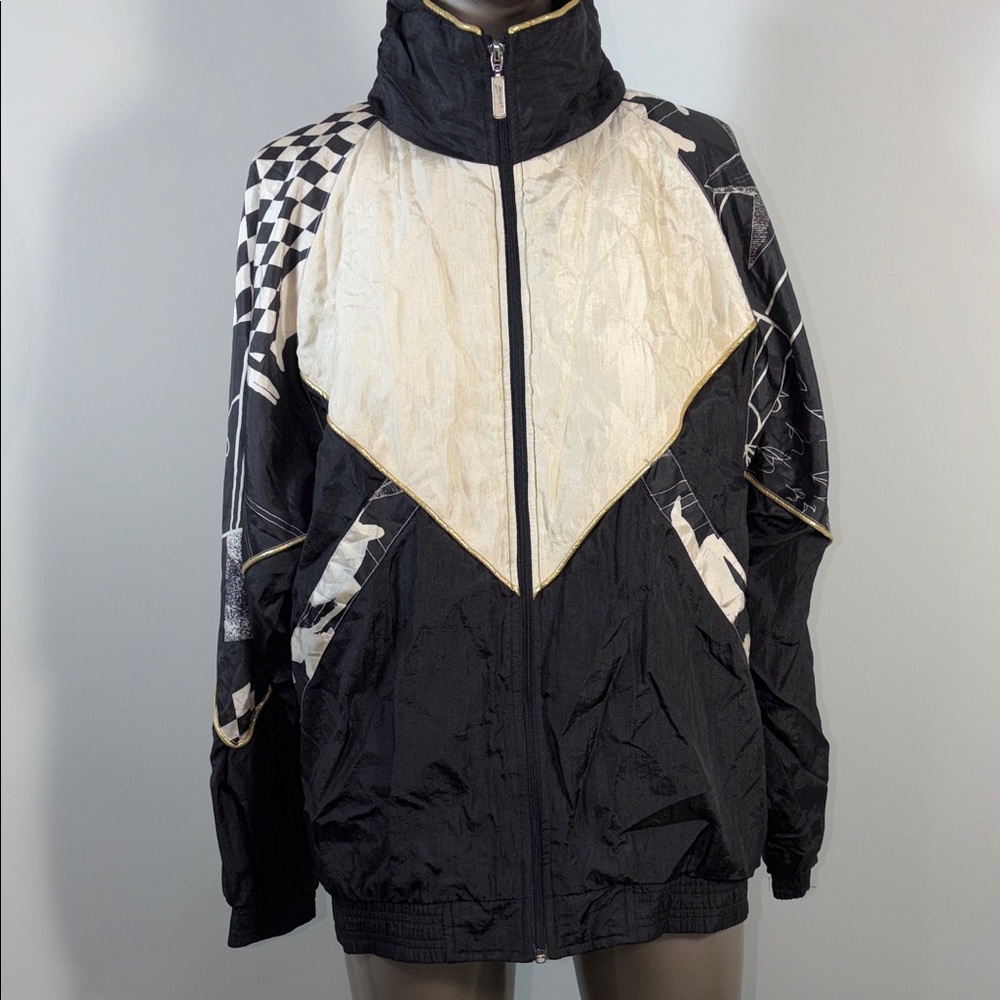 Vintage Janeve Black and White Geometric Windbreaker